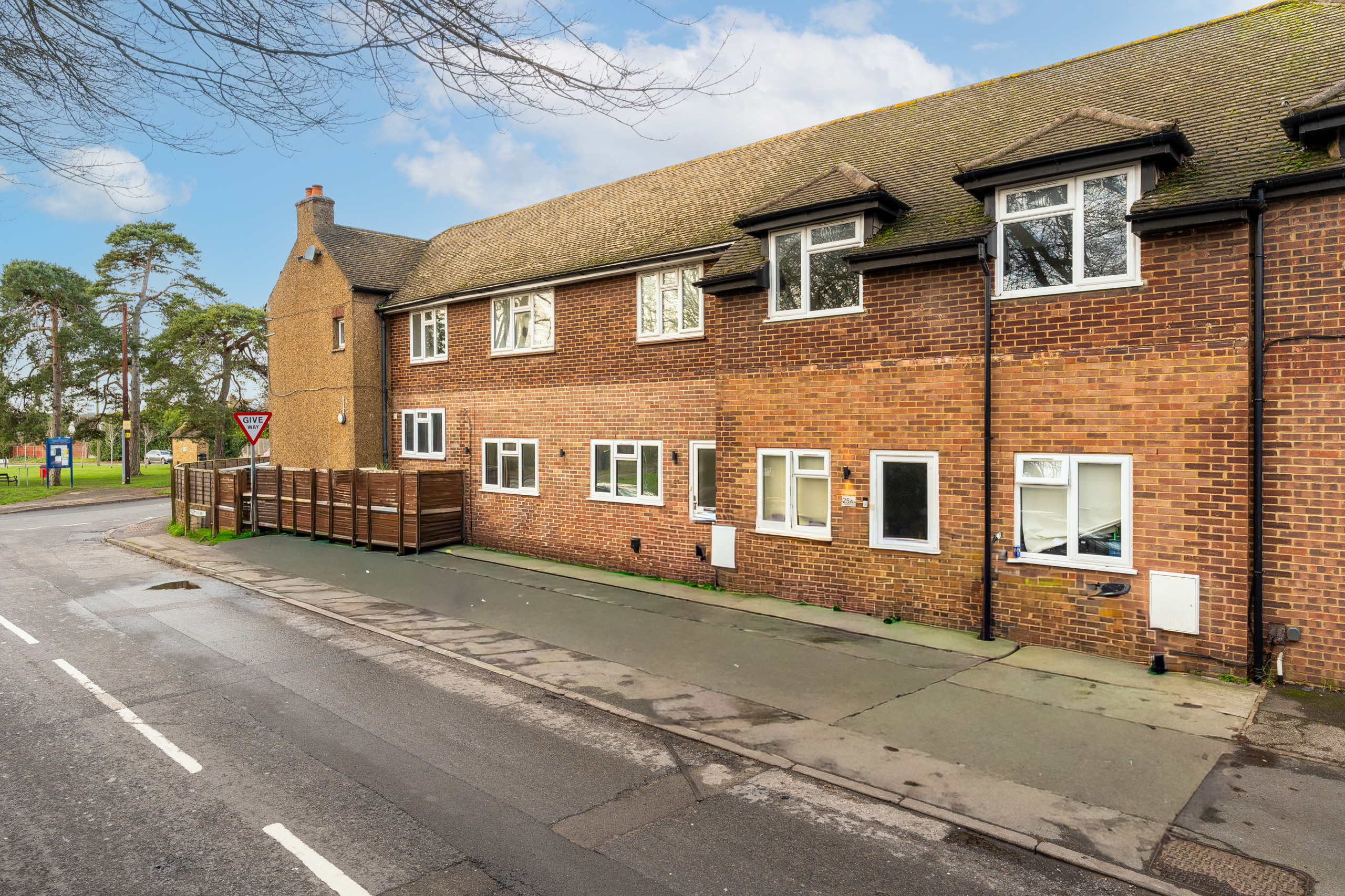 25b Rickmansworth Lane-2025-01-24-110
