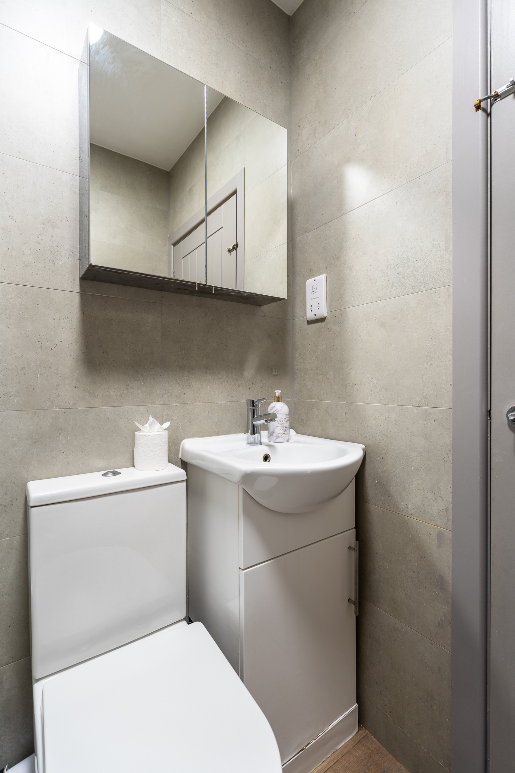 25b Rickmansworth Lane-2025-01-24-60